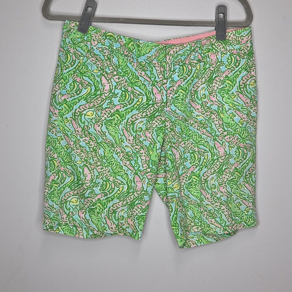 Lilly Pulitzer Avenue Bermuda Shorts Size 2 Chomp Chomp Alligator Gator Green